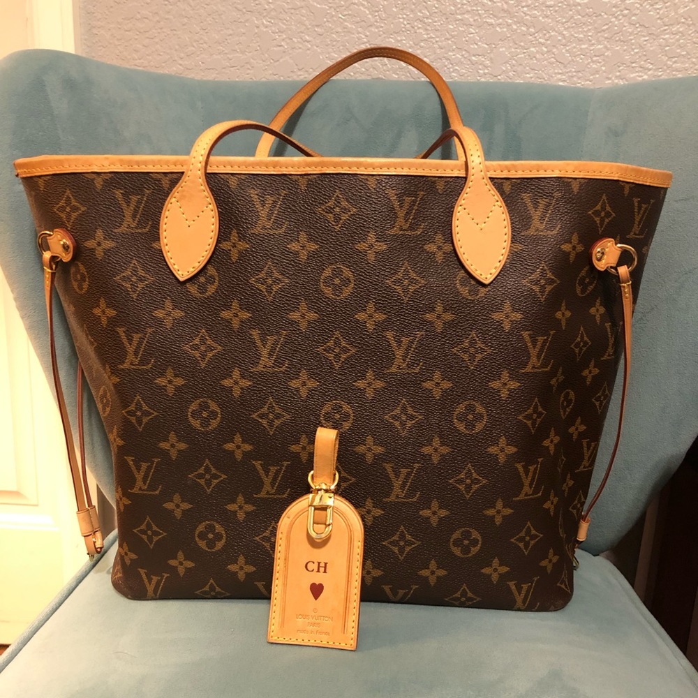 Neverfull MM w/Cerise Interior